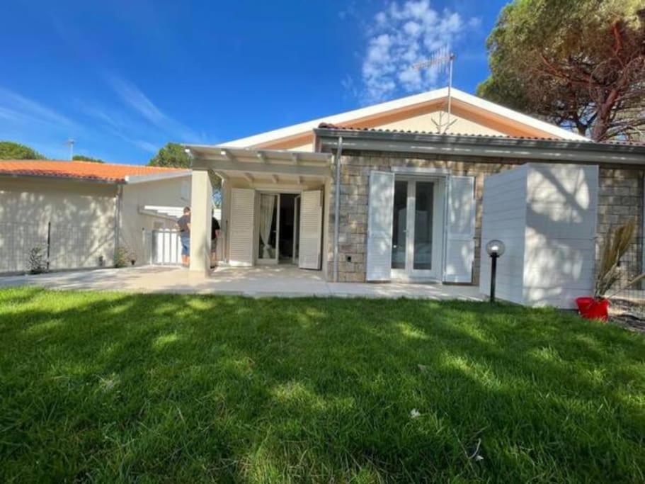 Zaffiro Casa Vacanze Al Mare วัลเลดอเรีย ภายนอก รูปภาพ