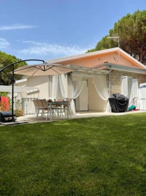 Zaffiro Casa Vacanze Al Mare วัลเลดอเรีย ภายนอก รูปภาพ