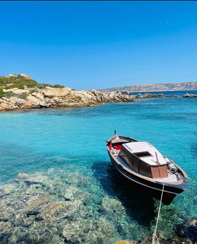 Zaffiro Casa Vacanze Al Mare วัลเลดอเรีย ภายนอก รูปภาพ