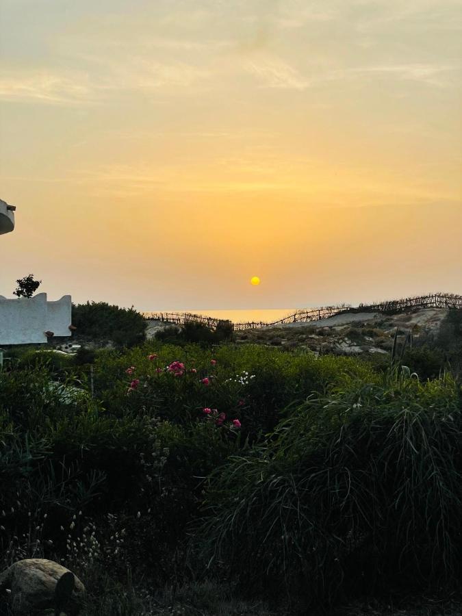 Zaffiro Casa Vacanze Al Mare วัลเลดอเรีย ภายนอก รูปภาพ